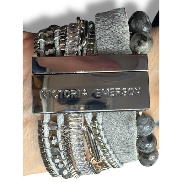 Victoria Emerson Milan Boho Cuff Bracelet Silver Grey Beads Crystals Leather New - Picture 2 of 7